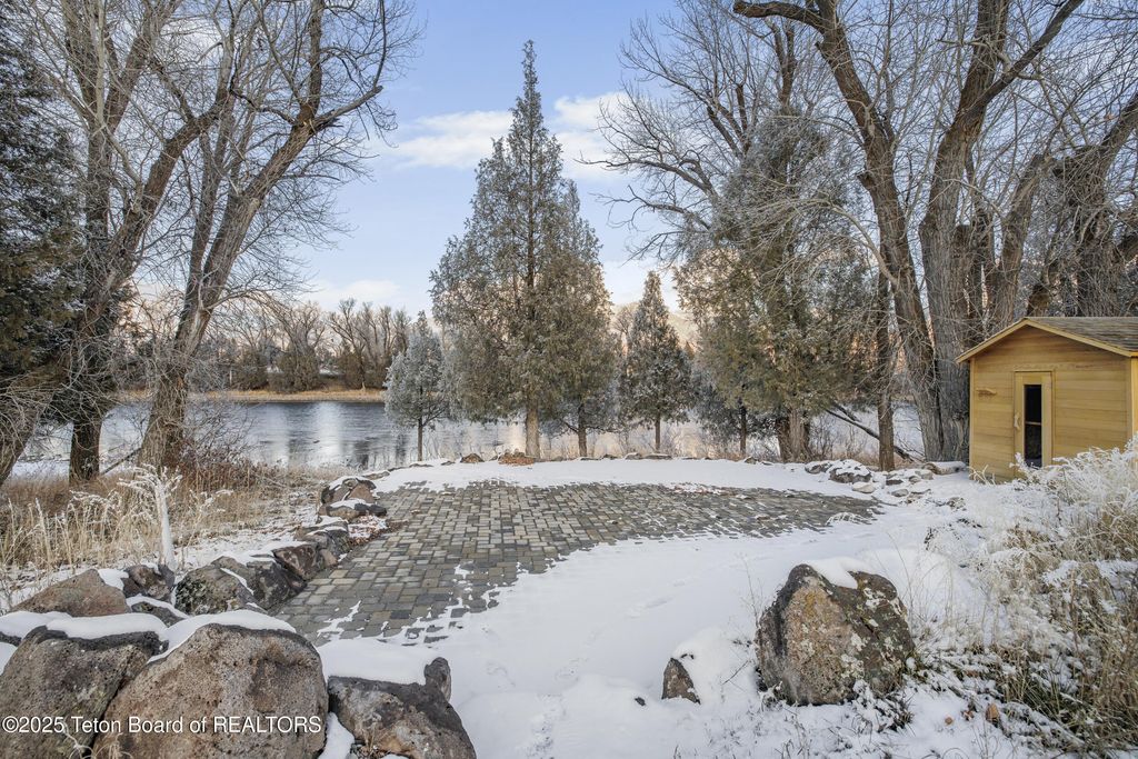 863 SNAKE RIVER Road, Swan Valley, ID 83449 photo 24