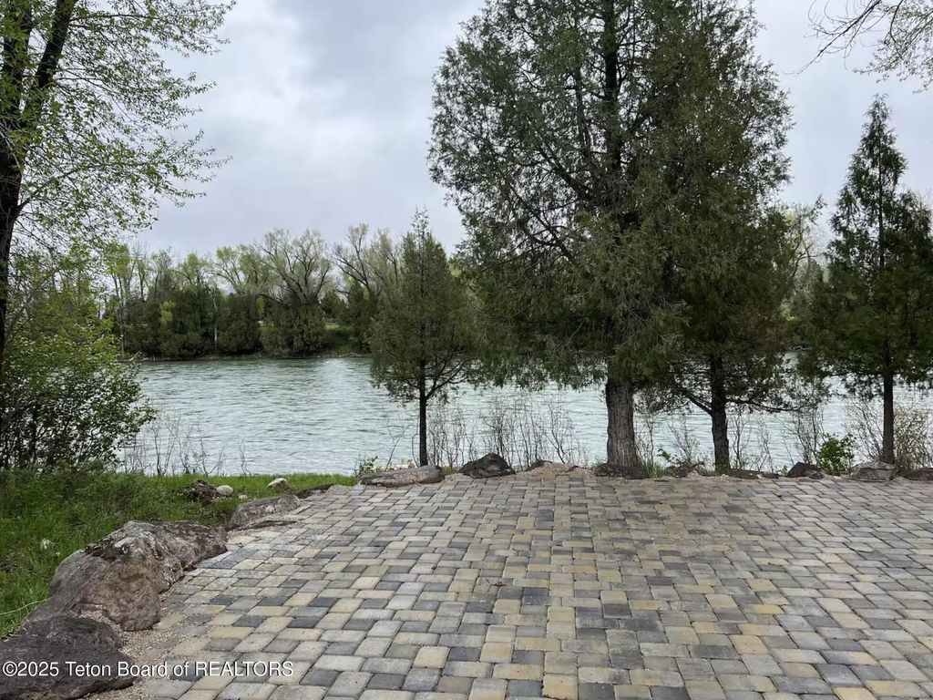 863 SNAKE RIVER Road, Swan Valley, ID 83449 photo 25