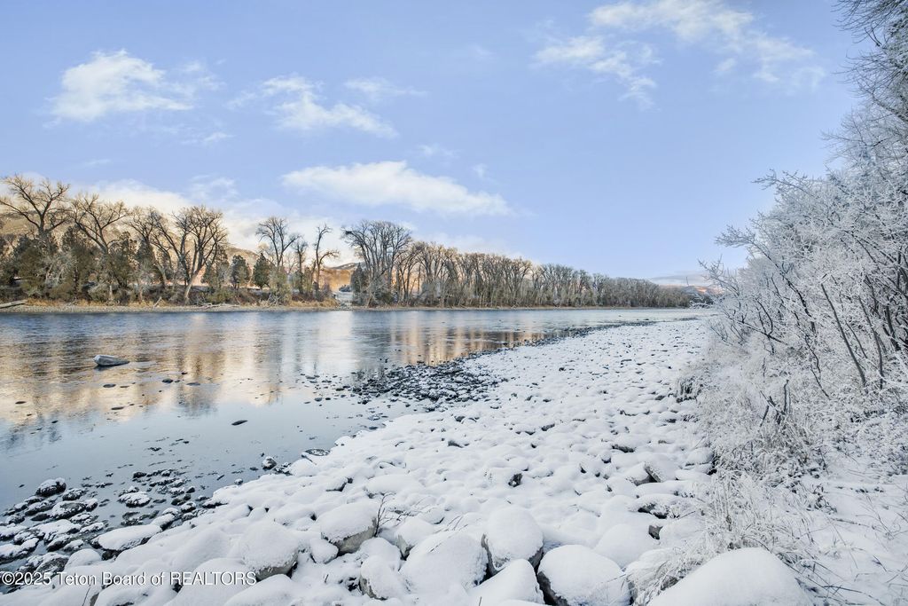 863 SNAKE RIVER Road, Swan Valley, ID 83449 photo 28