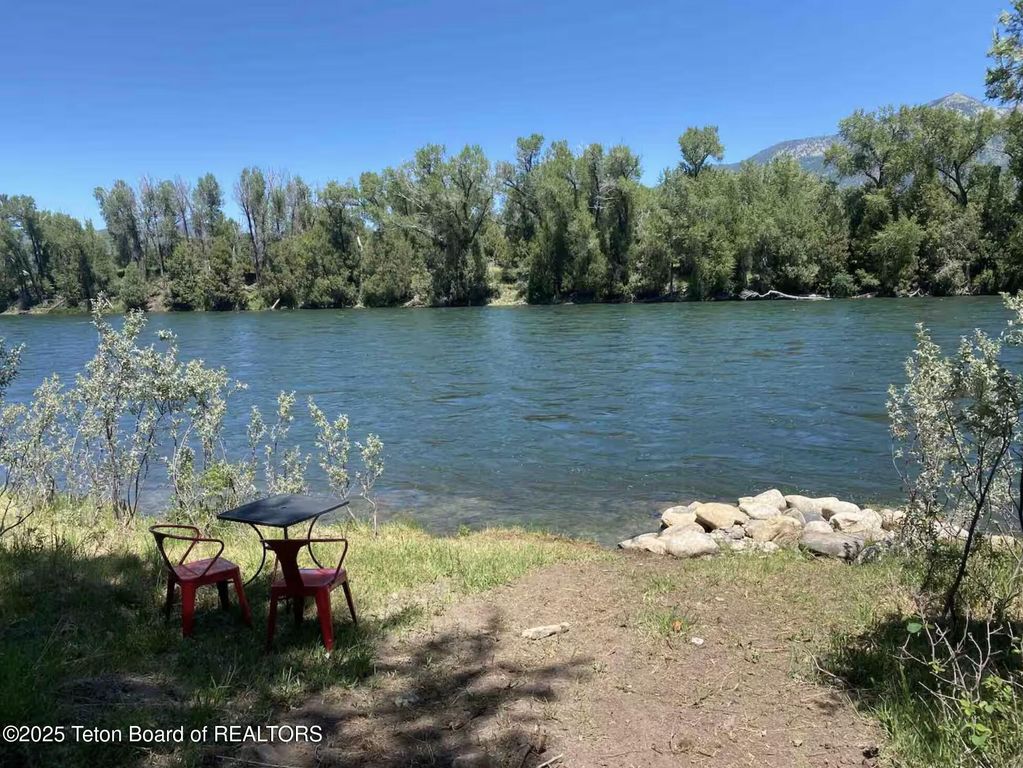 863 SNAKE RIVER Road, Swan Valley, ID 83449 photo 29