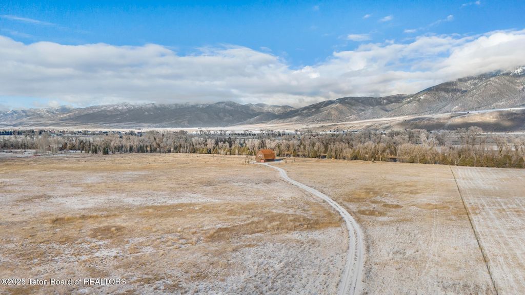 863 SNAKE RIVER Road, Swan Valley, ID 83449 photo 31