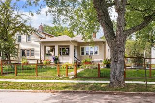 1417 E 10th Street, Duluth, MN 55805