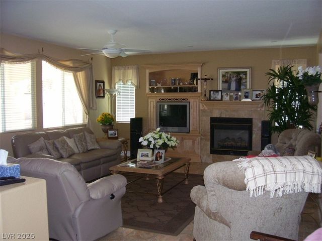 3316 Lacebark Pine Street, Las Vegas, NV 89129