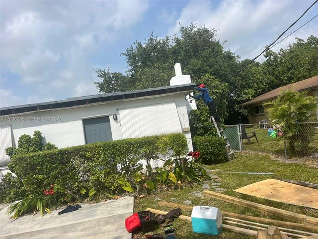 1324 N 58 Avenue, Hollywood, FL 33021