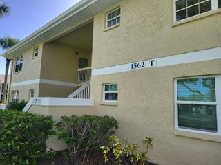 1562 SE Royal Green Circle 201, Port St. Lucie, FL 34952
