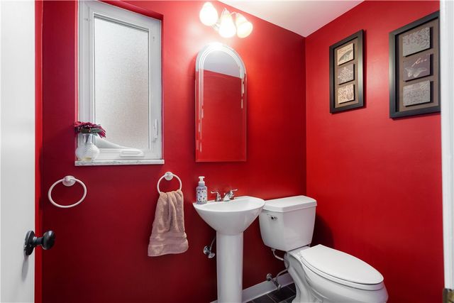 1119 Sarah St, Bethel Park, PA 15102