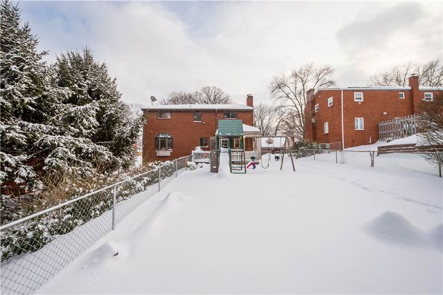 1119 Sarah St, Bethel Park, PA 15102