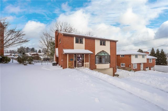 1119 Sarah St, Bethel Park, PA 15102