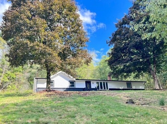 6285 Adams Road NE, New Philadelphia, OH 44663