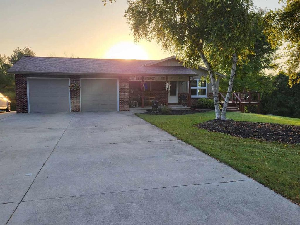 9396 Boltonville ROAD, Kewaskum, WI 53040