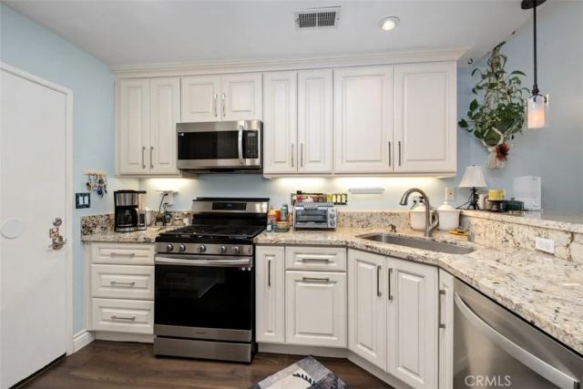 67 Carlsbad, Aliso Viejo, CA 92656