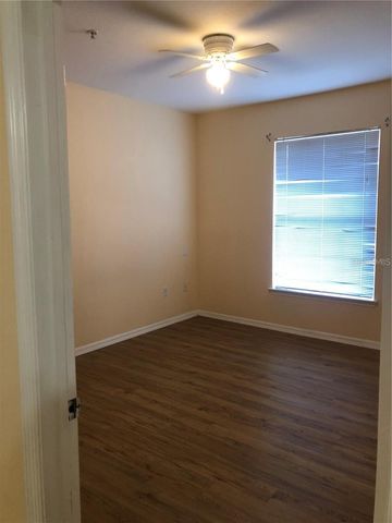 2407 COURTNEY MEADOWS COURT 104, Tampa, FL 33619