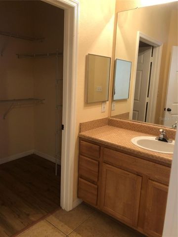 2407 COURTNEY MEADOWS COURT 104, Tampa, FL 33619