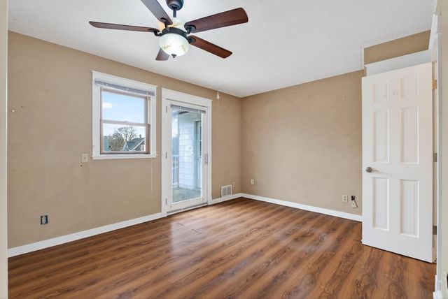 2114 Queen Avenue N, Minneapolis, MN 55411