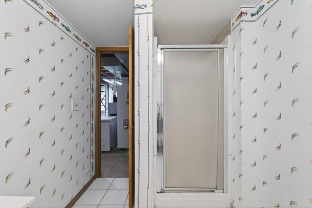 2114 Queen Avenue N, Minneapolis, MN 55411