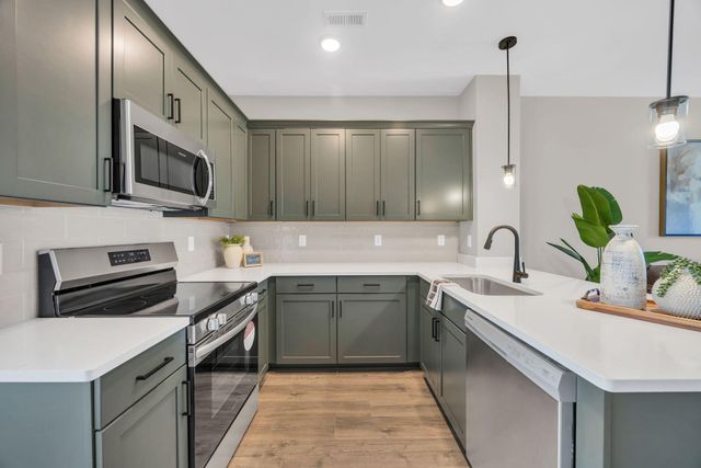 2429 E 17th Street, Chattanooga, TN 37404