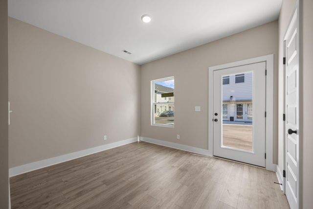 2429 E 17th Street, Chattanooga, TN 37404