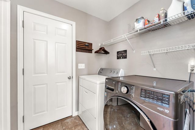 883 Dustin Lane, Nixa, MO 65714