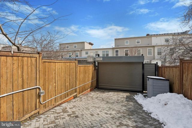 759 S JUNIPER ST, Philadelphia, PA 19147