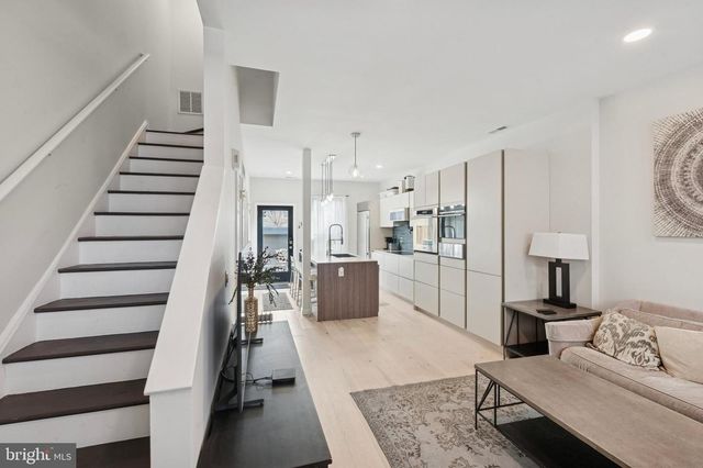 759 S JUNIPER ST, Philadelphia, PA 19147