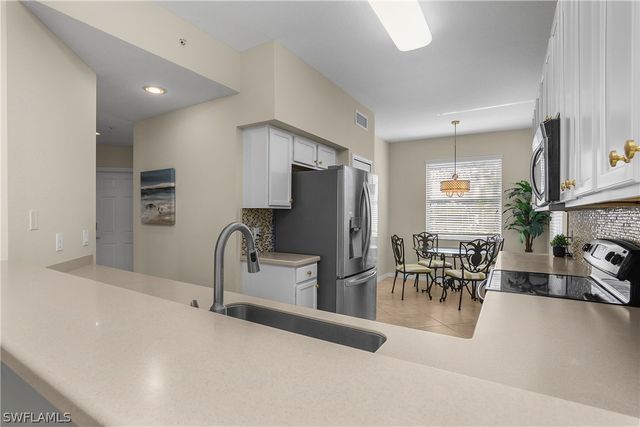 10349 Heritage Bay BLVD 2111, Naples, FL 34120