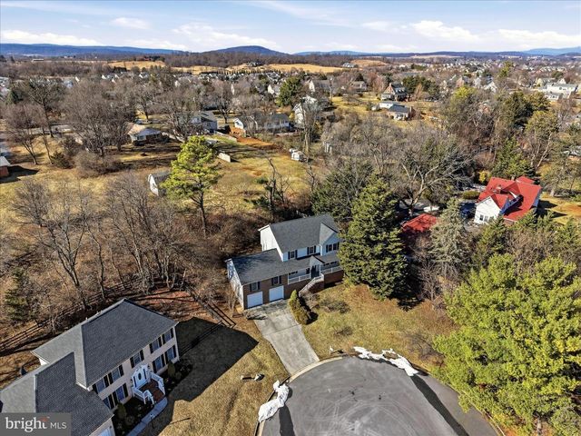 620 CRYSTAL CT, Winchester, VA 22601