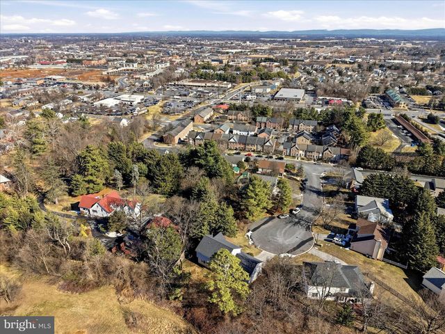 620 CRYSTAL CT, Winchester, VA 22601