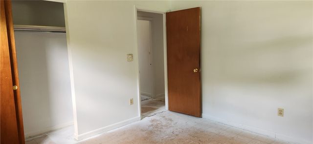 2801 Silvercliff Drive, Dayton, OH 45449