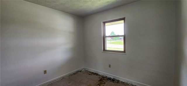 2801 Silvercliff Drive, Dayton, OH 45449