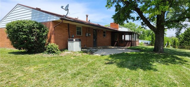 2801 Silvercliff Drive, Dayton, OH 45449