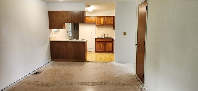 2801 Silvercliff Drive, Dayton, OH 45449