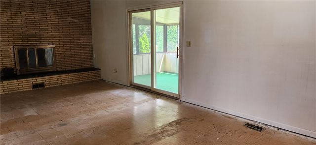 2801 Silvercliff Drive, Dayton, OH 45449