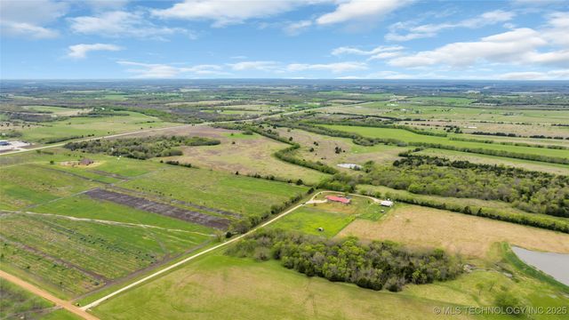 19515 Crowson, Madill, OK 73446