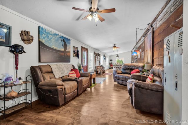 19515 Crowson, Madill, OK 73446