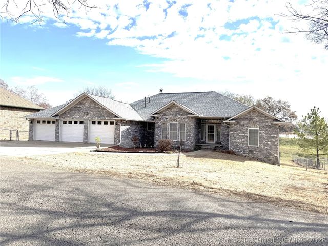 5273 Jeanette Lane, Tahlequah, OK 74464