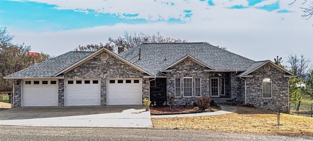 5273 Jeanette Lane, Tahlequah, OK 74464