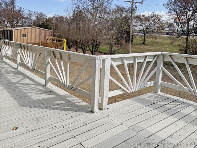 5273 Jeanette Lane, Tahlequah, OK 74464