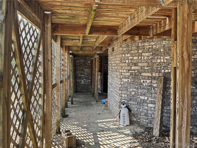 5273 Jeanette Lane, Tahlequah, OK 74464