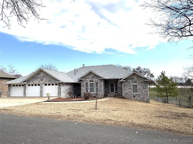 5273 Jeanette Lane, Tahlequah, OK 74464