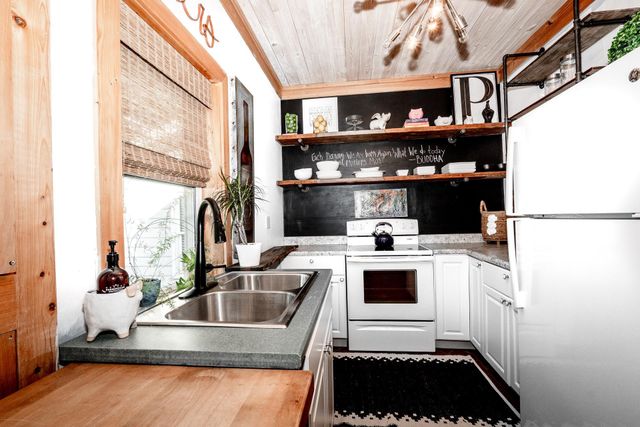 514 Blockade Dr., Pawleys Island, SC 29585