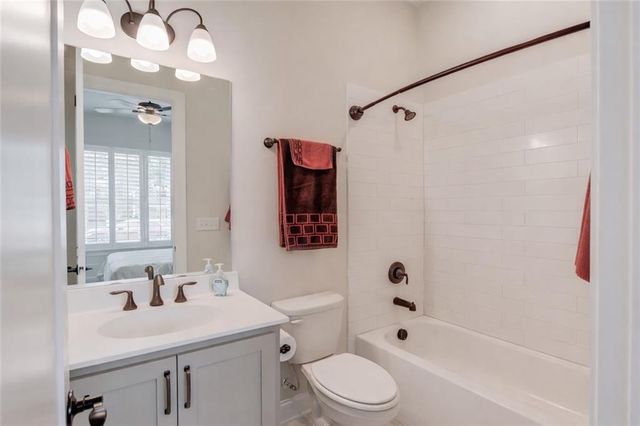 6971 Scenic Overlook Trace, Flowery Branch, GA 30542