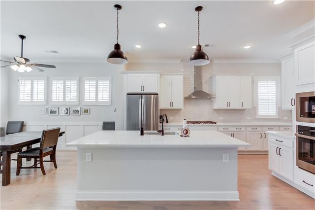 6971 Scenic Overlook Trace, Flowery Branch, GA 30542