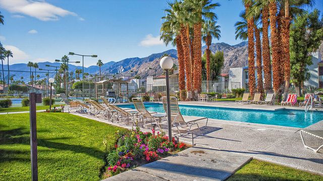 1050 E Ramon Road 52, Palm Springs, CA 92264