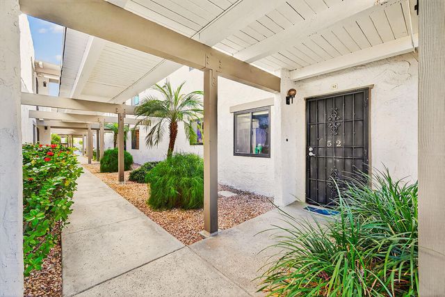 1050 E Ramon Road 52, Palm Springs, CA 92264