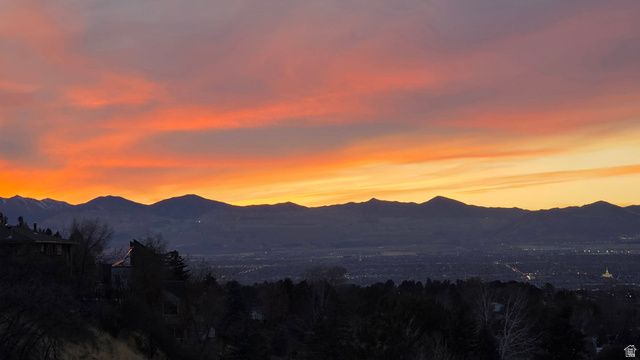 10721 S DIMPLE DELL DR, Sandy, UT 84092
