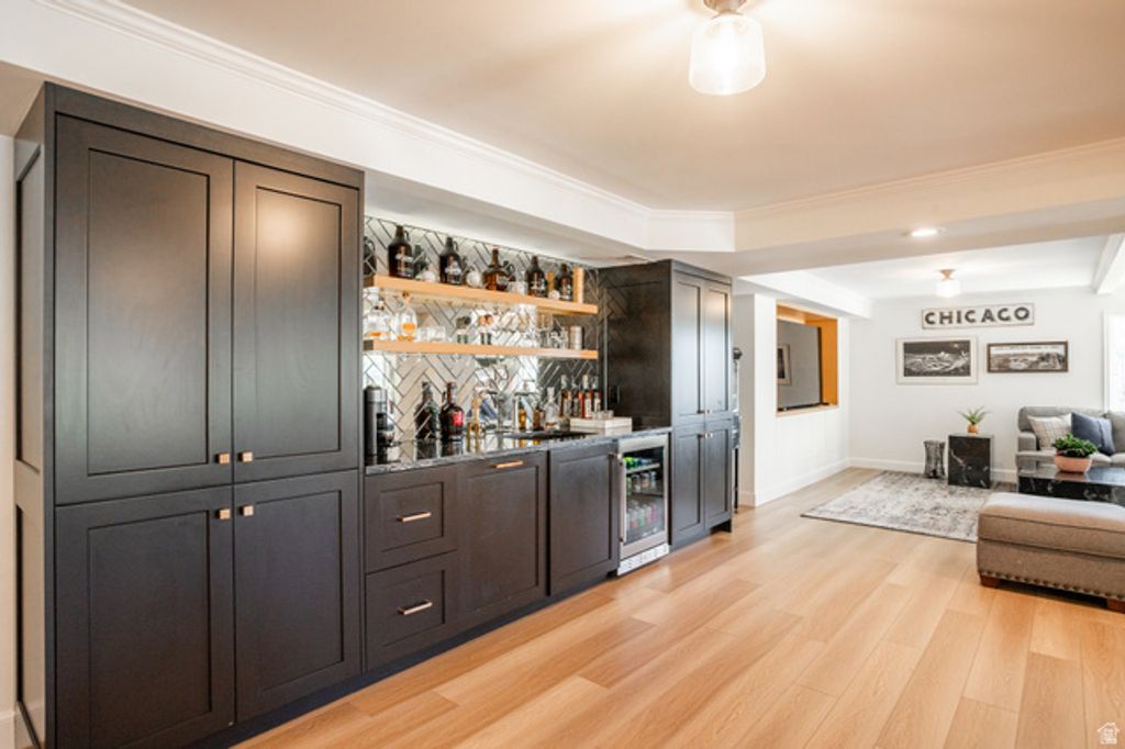 Image 24 of property listing at 10721 S DIMPLE DELL DR, Sandy, UT 84092