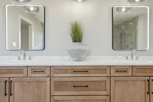 9443 Tall Grass Trail, St. John, IN 46373
