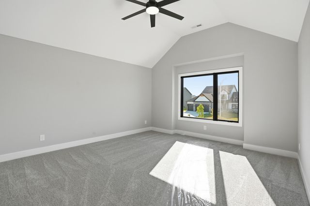 9443 Tall Grass Trail, St. John, IN 46373