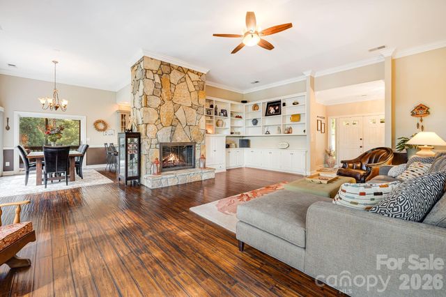 91 Island View Court, Mill Spring, NC 28756