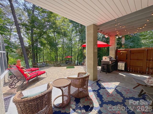 91 Island View Court, Mill Spring, NC 28756